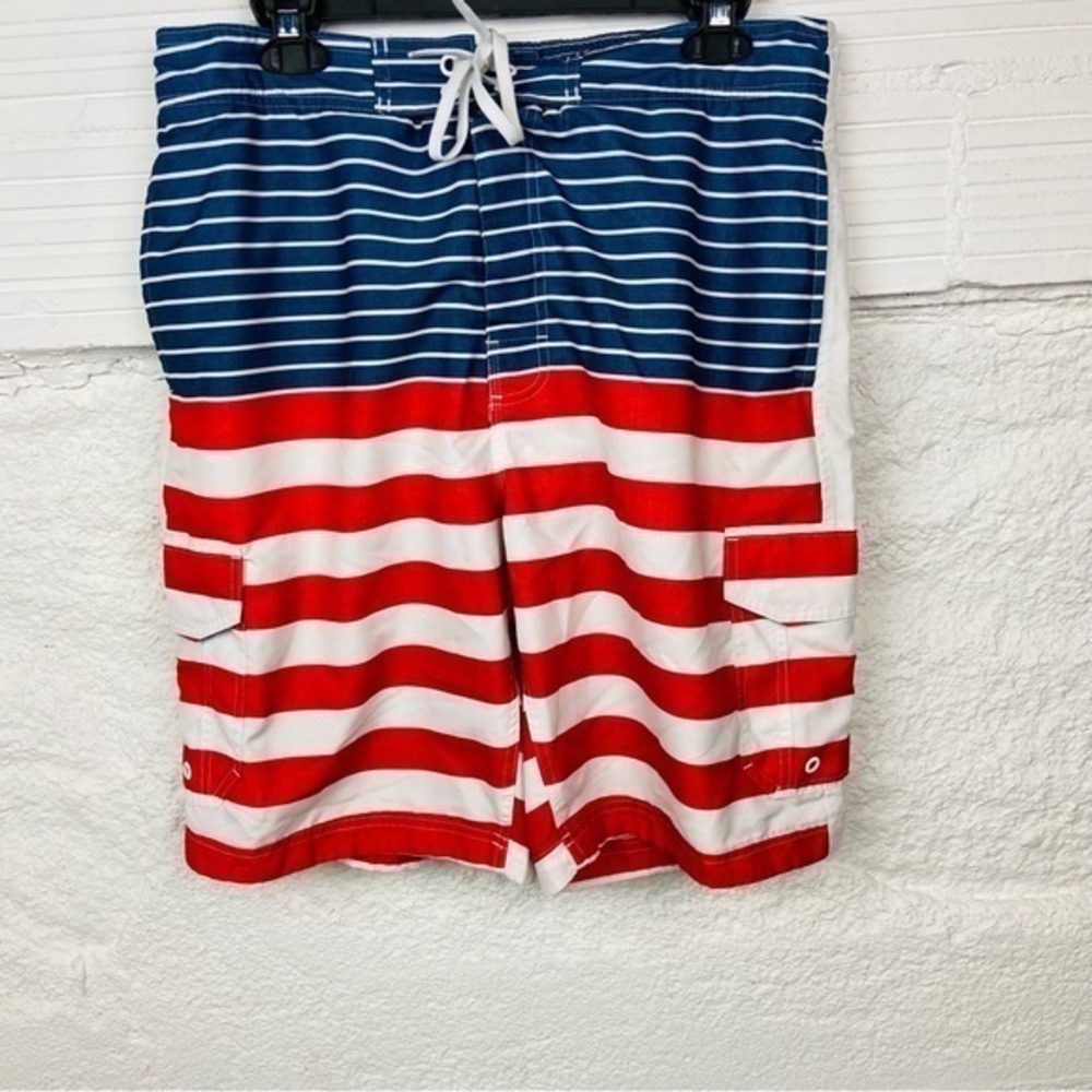 WAVE ZONE red, white & blue American flag swim trunks size large